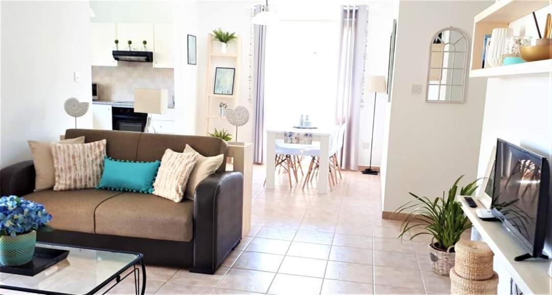 Pafia Modern Apartment 파포스 외부 사진
